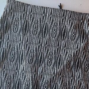 Lane Bryant Monochrome Patterned Skirt | 22